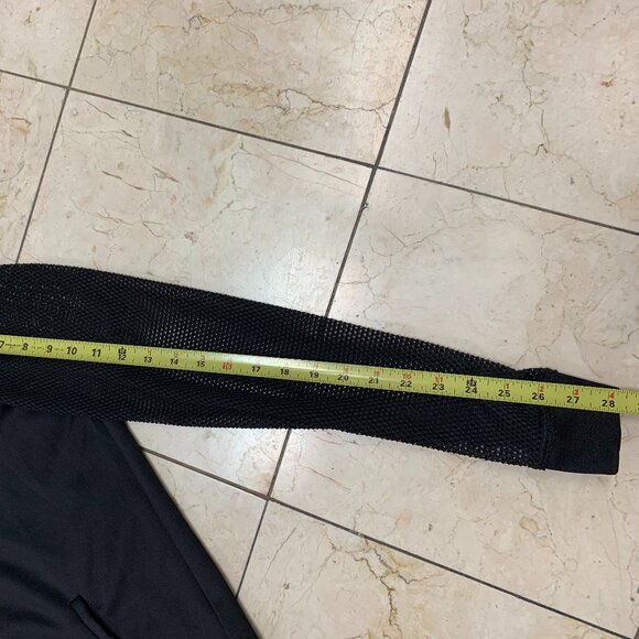 Guess Los Angeles Women's Black Fleece Jacket. - Picture 10 of 14